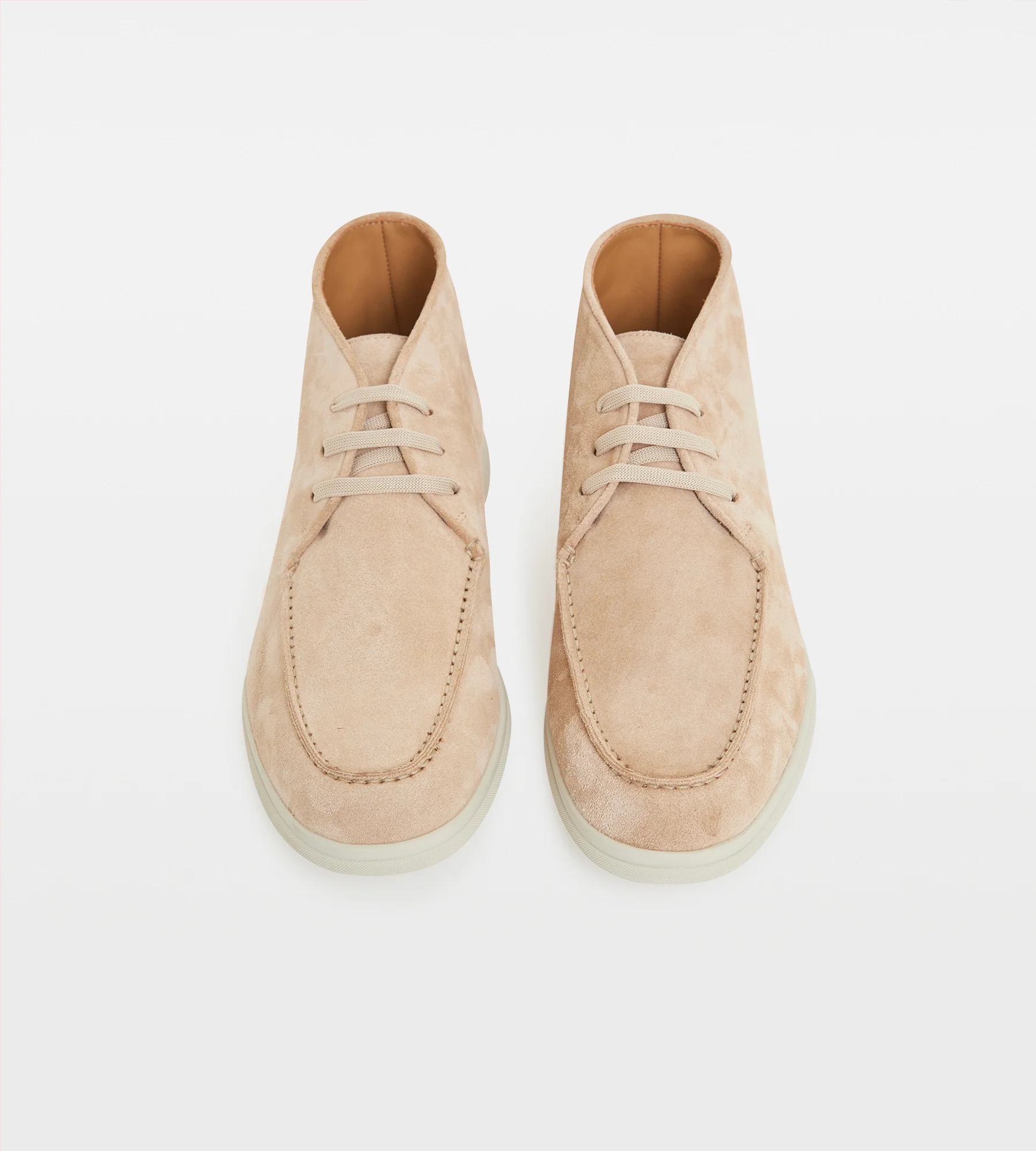 Chaussures en suède beige - Image 3