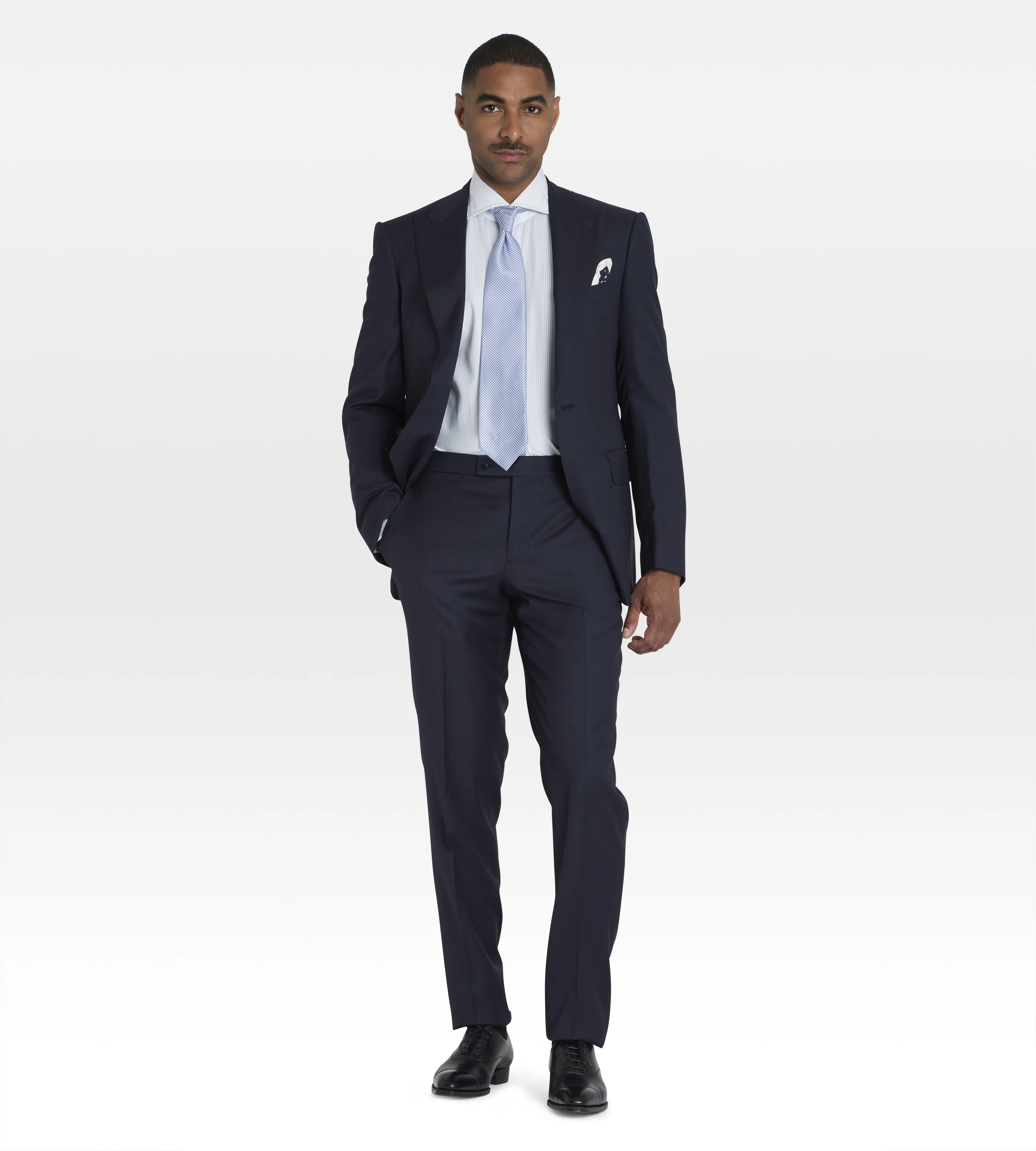 Costume bleu marine en laine avec revers en pointe - Image 3