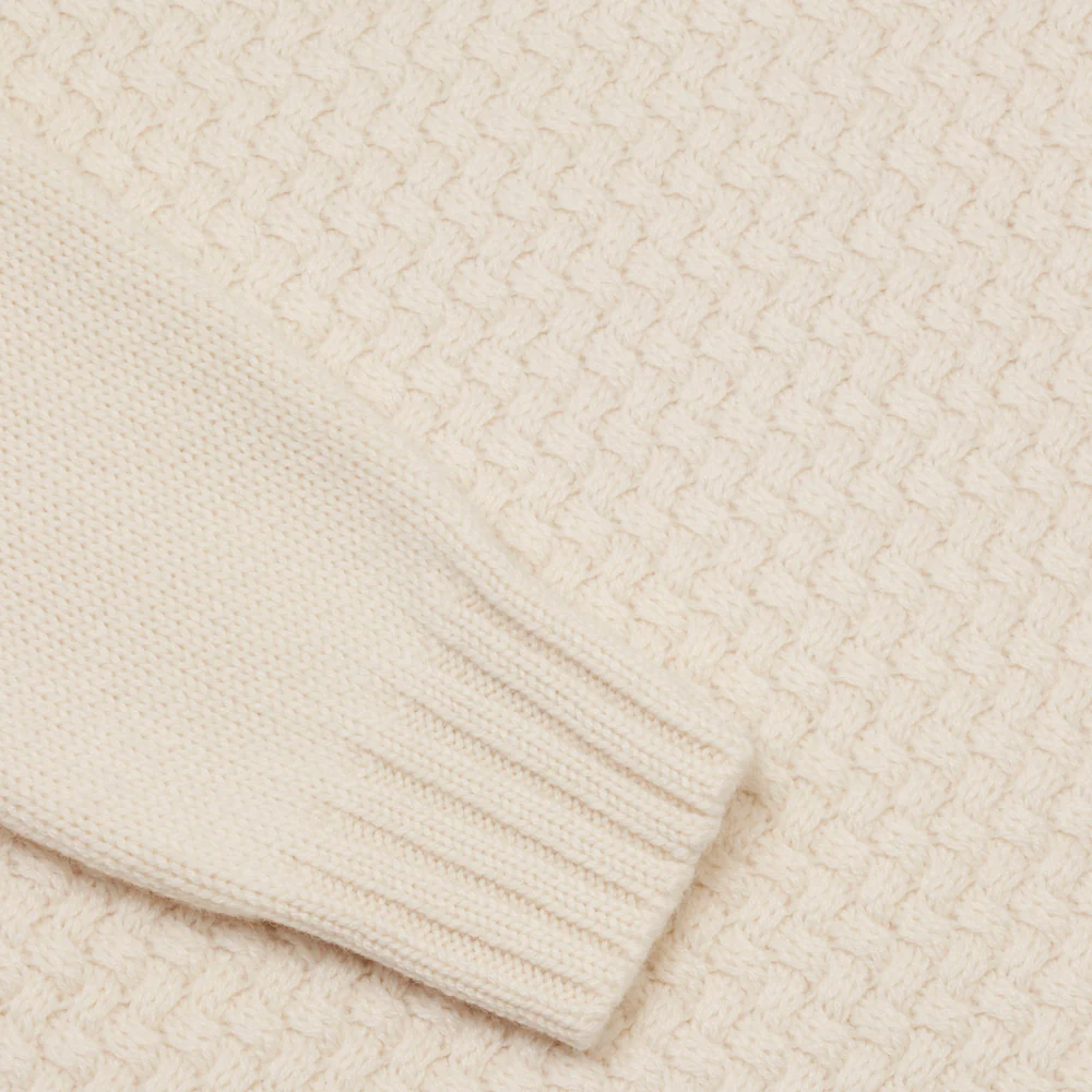 Pull torsadé en cachemire crème - Image 4